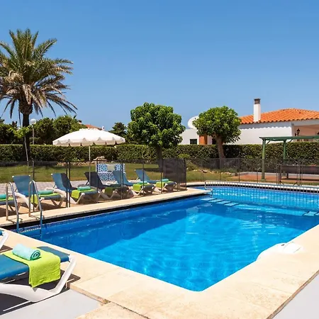 Villa Mercedes By *