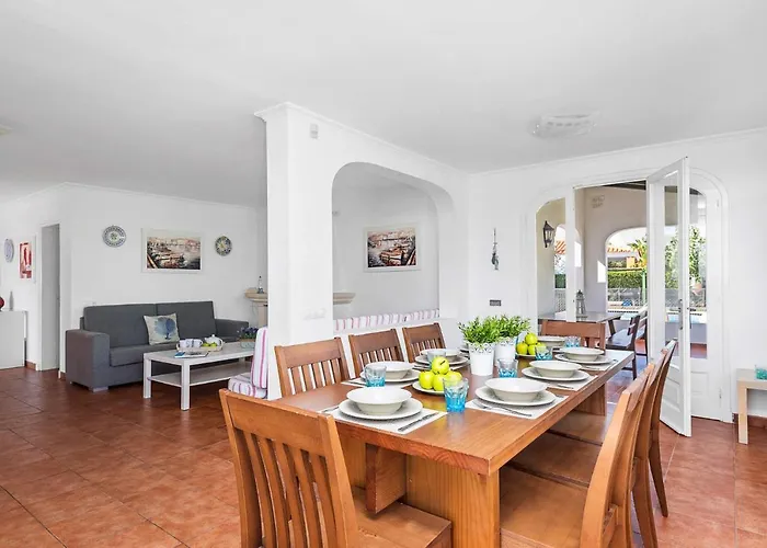 Mercedes By וילה *