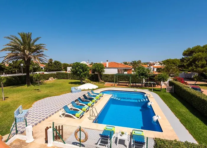 וילה Mercedes By