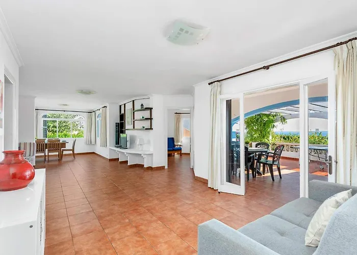 Mercedes By וילה קאלה אן פורקאט