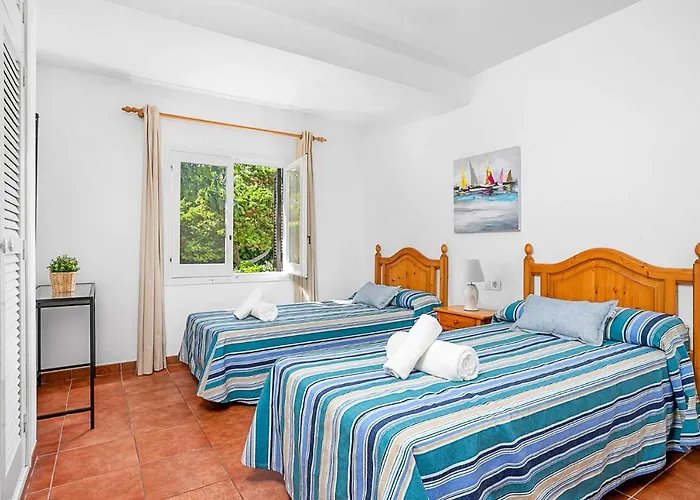 וילה Mercedes By *